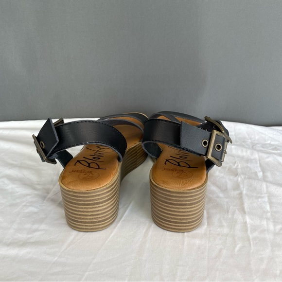 BLOWFISH Malibu Vegan Leather gladiator strap platform sandals w/ metal buckles - Picture 14 of 15